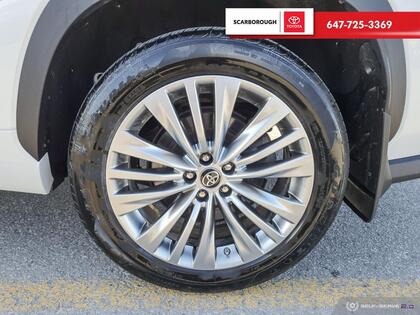 used 2023 Toyota Highlander car, priced at $62,995