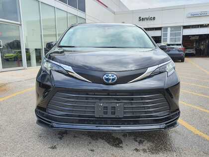used 2024 Toyota Sienna car, priced at $59,995
