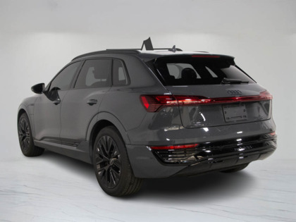 used 2024 Audi Q8 e-tron car