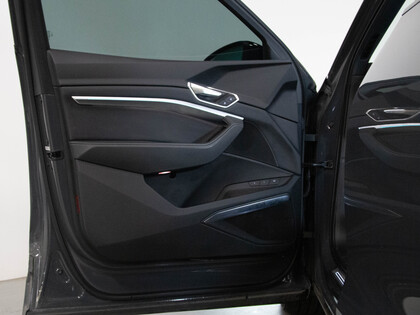 used 2024 Audi Q8 e-tron car