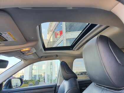 used 2020 Toyota Highlander car, priced at $36,495