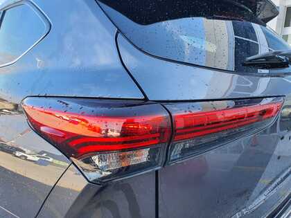 used 2020 Toyota Highlander car, priced at $36,495