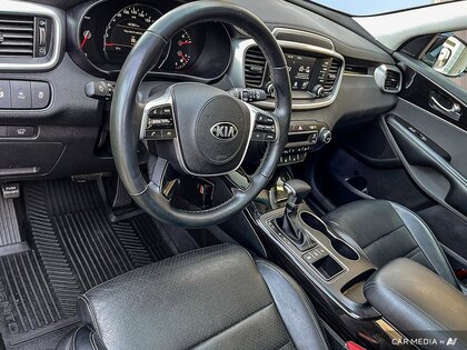 used 2020 Kia Sorento car, priced at $29,998