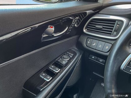 used 2020 Kia Sorento car, priced at $29,998