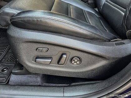 used 2020 Kia Sorento car, priced at $29,998