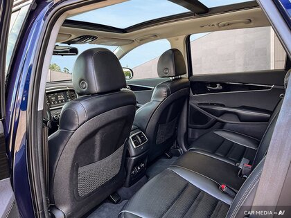 used 2020 Kia Sorento car, priced at $29,998