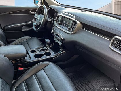 used 2020 Kia Sorento car, priced at $29,998