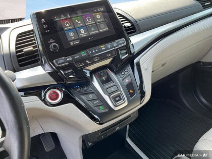 used 2018 Honda Odyssey car, priced at $35,131