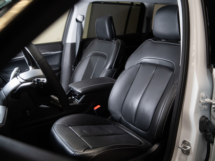 used 2023 Jeep Grand Cherokee 4xe car, priced at $52,900