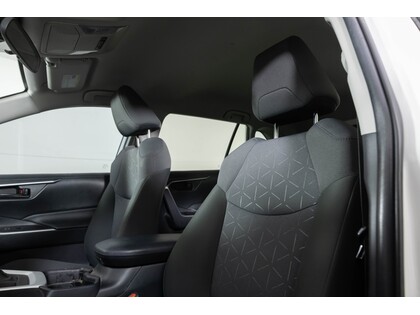 used 2021 Toyota RAV4 car, priced at $29,998