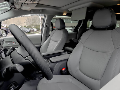 used 2024 Toyota Sienna car, priced at $72,995