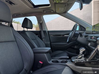 used 2025 Kia Seltos car, priced at $34,447