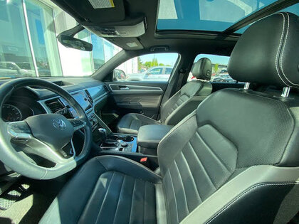 used 2021 Volkswagen Atlas Cross Sport car
