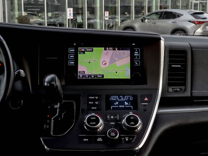 used 2017 Toyota Sienna car