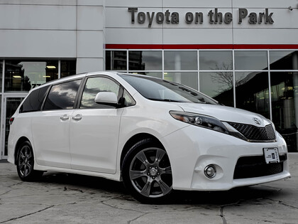 used 2017 Toyota Sienna car