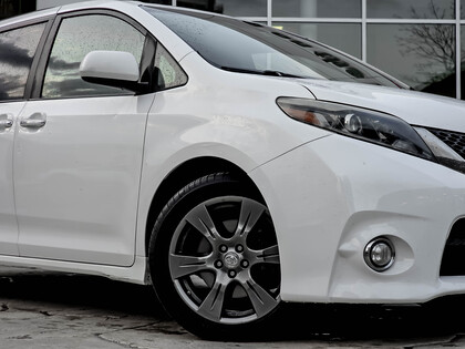 used 2017 Toyota Sienna car