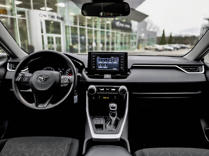 used 2020 Toyota RAV4 car, priced at $24,495