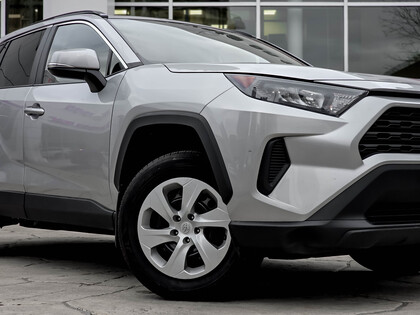used 2020 Toyota RAV4 car, priced at $24,495