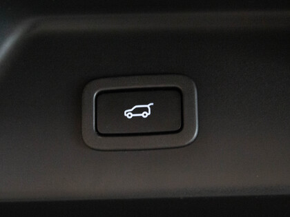 used 2022 Land Rover Range Rover car, priced at $76,900