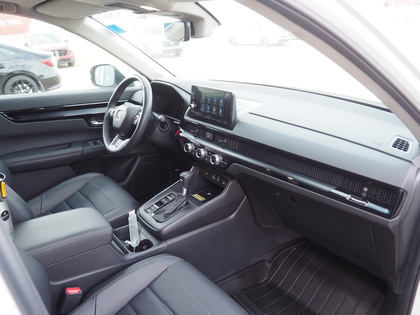 used 2023 Honda CR-V car, priced at $40,900