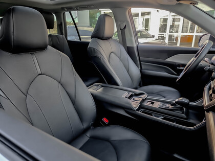 used 2024 Toyota Grand Highlander car, priced at $74,995