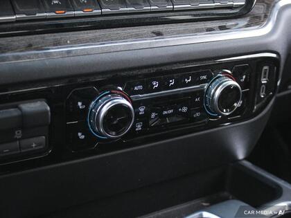 used 2023 GMC Sierra 1500 car, priced at $59,900