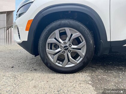 used 2024 Kia Seltos car, priced at $33,350