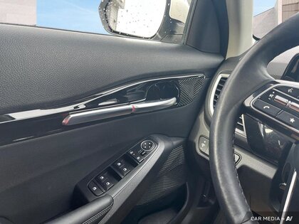 used 2024 Kia Seltos car, priced at $33,350