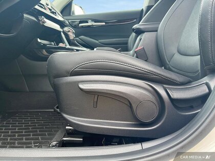 used 2024 Kia Seltos car, priced at $33,350