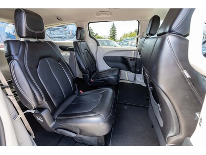 used 2023 Chrysler Pacifica car, priced at $39,988