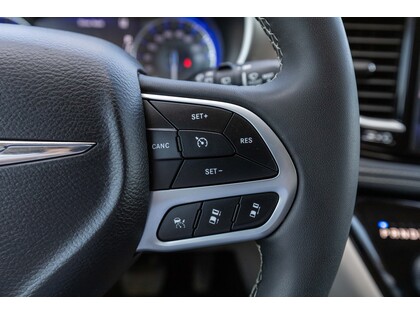 used 2023 Chrysler Pacifica car, priced at $39,988