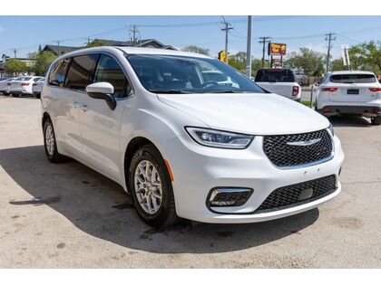 used 2023 Chrysler Pacifica car, priced at $39,988