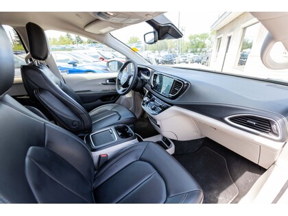 used 2023 Chrysler Pacifica car, priced at $39,988