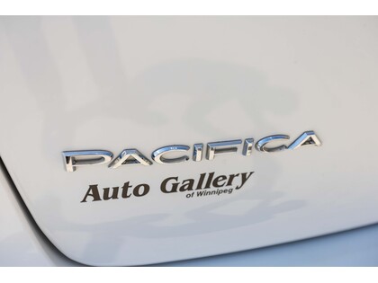 used 2023 Chrysler Pacifica car, priced at $39,988