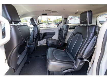 used 2023 Chrysler Pacifica car, priced at $39,988
