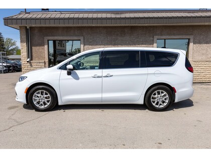 used 2023 Chrysler Pacifica car, priced at $39,988