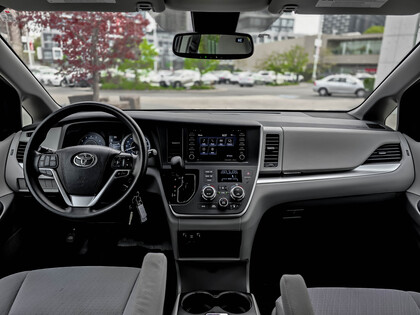 used 2020 Toyota Sienna car, priced at $30,995