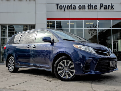 used 2020 Toyota Sienna car, priced at $30,995