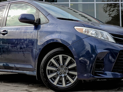 used 2020 Toyota Sienna car, priced at $30,995