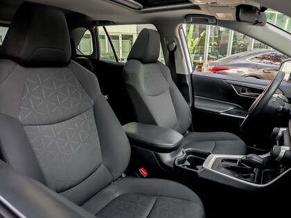 used 2021 Toyota RAV4 car, priced at $31,995