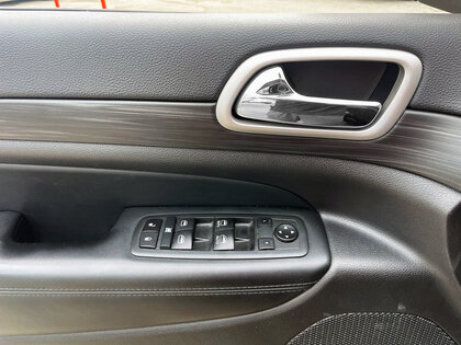 used 2020 Jeep Grand Cherokee car, priced at $30,970