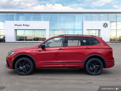 used 2024 Volkswagen Tiguan car, priced at $40,385