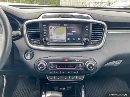 used 2019 Kia Sorento car, priced at $26,798