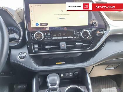 used 2023 Toyota Highlander car, priced at $59,495