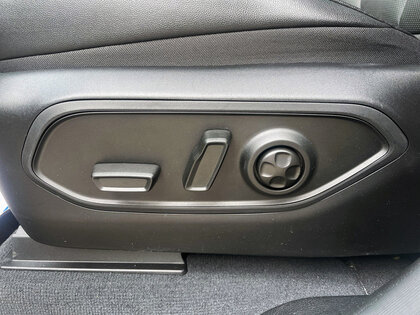 used 2023 Jeep Grand Cherokee car, priced at $59,070
