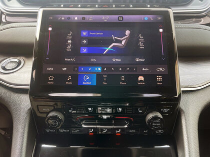 used 2023 Jeep Grand Cherokee car, priced at $59,070