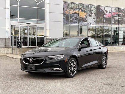used 2018 Buick Regal car, priced at $23,888