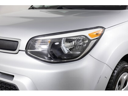 used 2016 Kia Soul car, priced at $13,998
