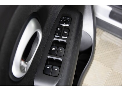 used 2016 Kia Soul car, priced at $13,998