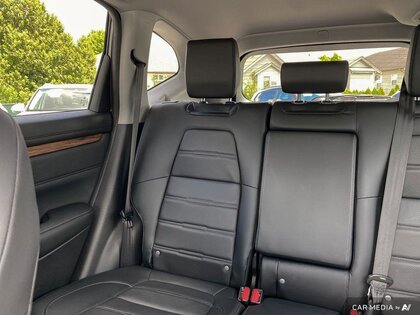 used 2022 Honda CR-V car, priced at $36,998